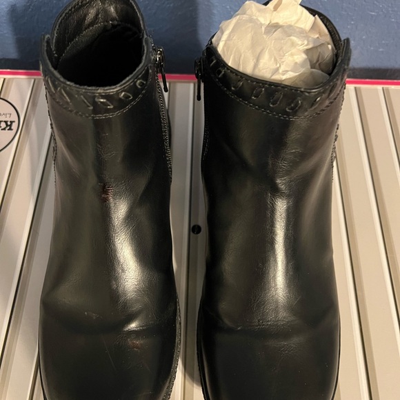 Croft & Barrow Size 7 1/2M Black Boots EUC - Picture 2 of 9